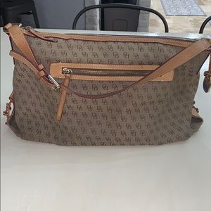Dooney & Bourke Handbag